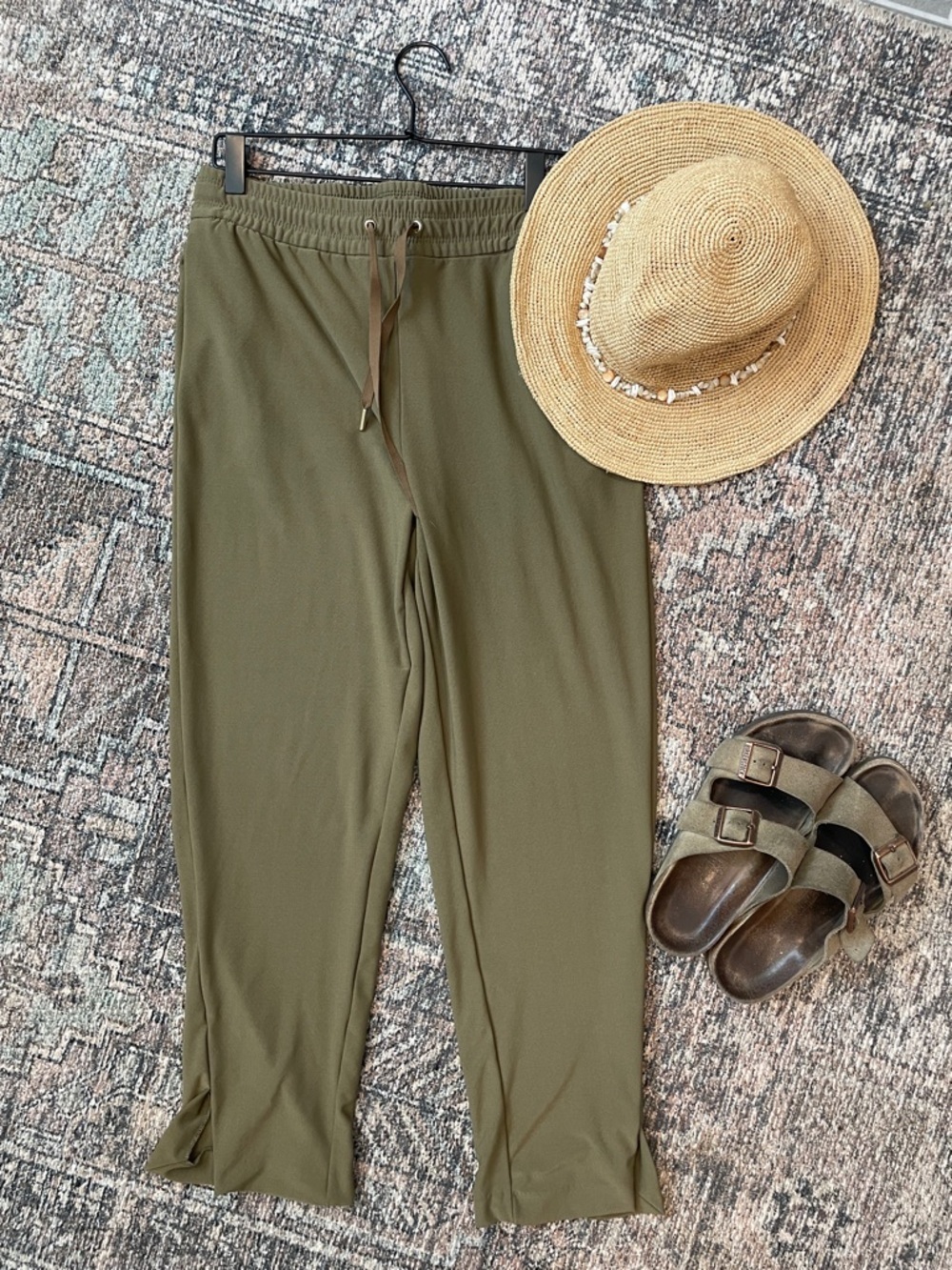 Joie Olive Green Jogger Pant Medium Elastic Waist Drawstring Relaxed Lightweight